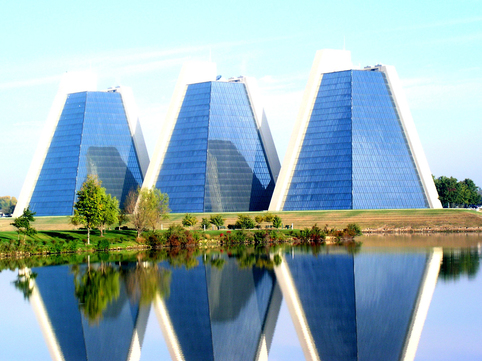 The Pyramids, 3500 Depauw Blvd., Indianapolis - Prominent location with immediate access to I-465